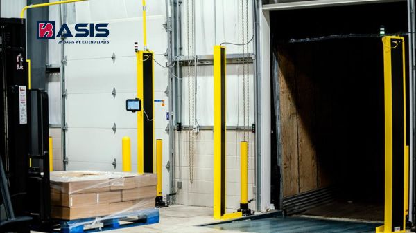 Logistics Và Kho Trung Chuyển Lớn